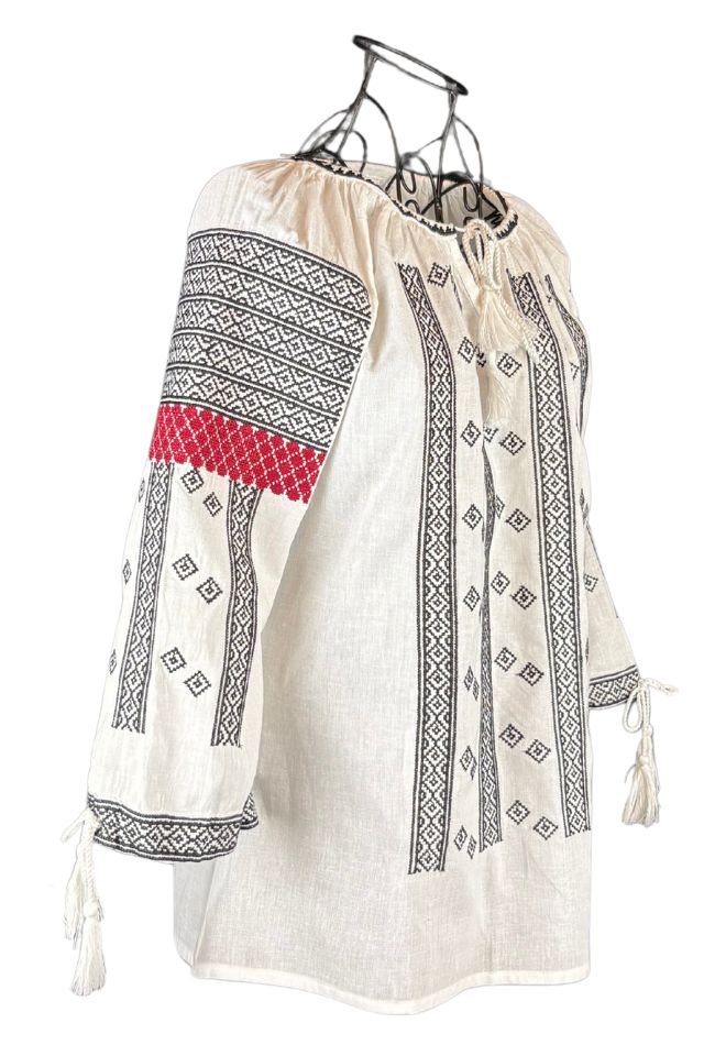 Bluza tip ie dama R25 alb/negru