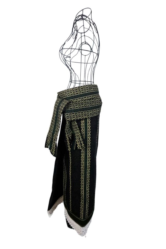 Fusta dama tip catrinta cu broderie traditionala one size, negru/verde