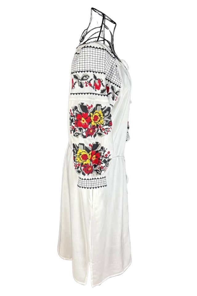Rochie traditionala dama R25 alb/gri
