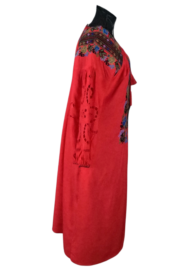 Rochie traditionala R24, rosu
