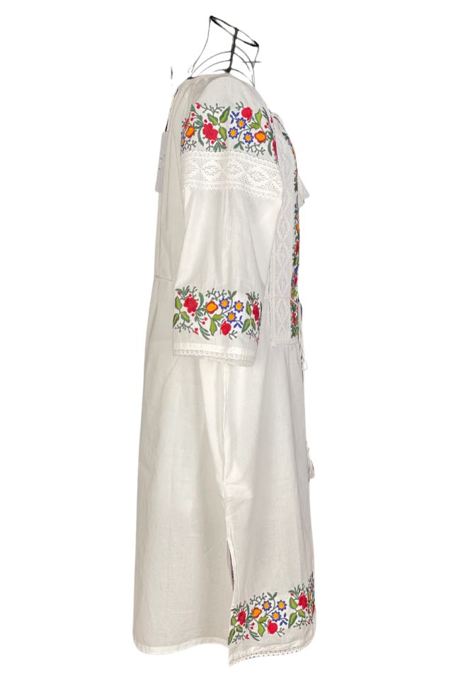 Rochie traditionala dama R24, alb/verde