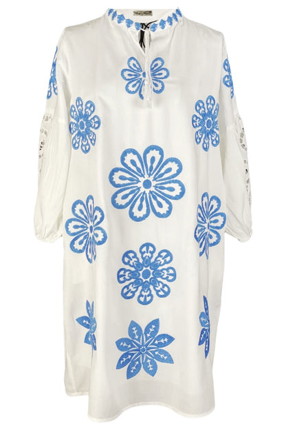 Rochie traditionala dama R24, alb crystal/albastru