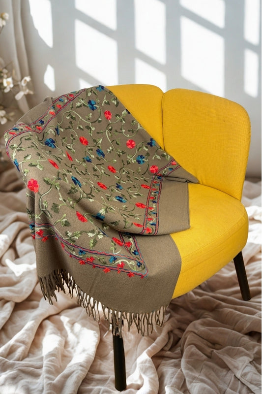 Fular dama de lux brodat colorat maro deschis