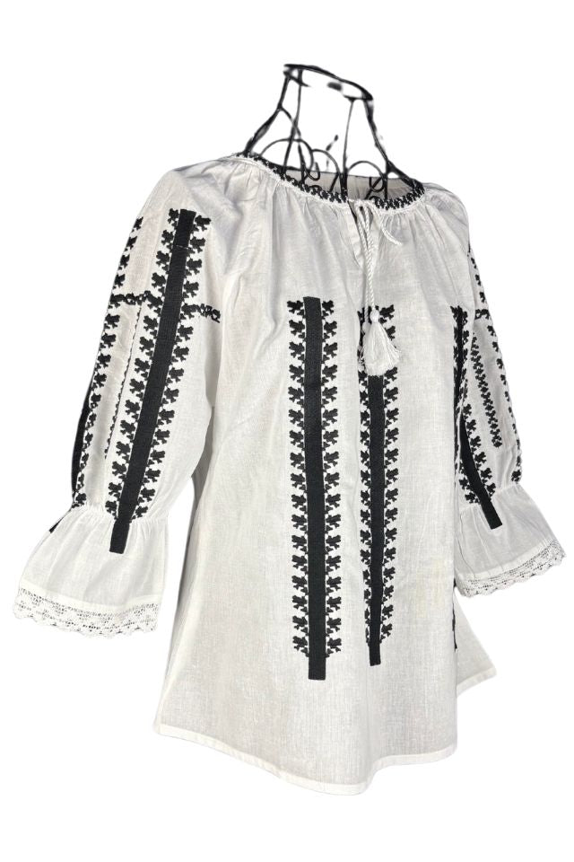 Bluza dama tip ie 257 alb/negru darth vader