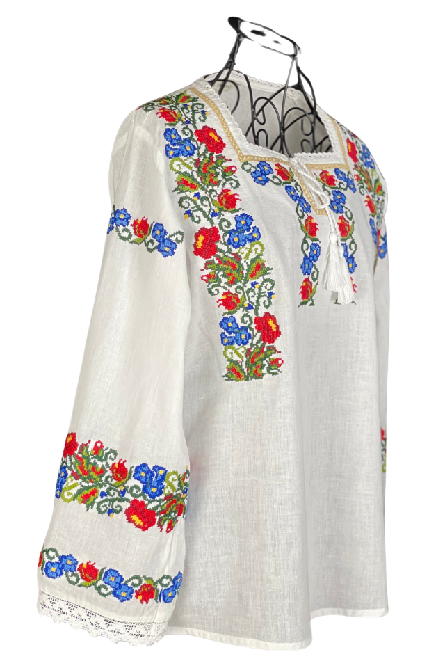 Bluza tip ie dama B23, alb creta/verde