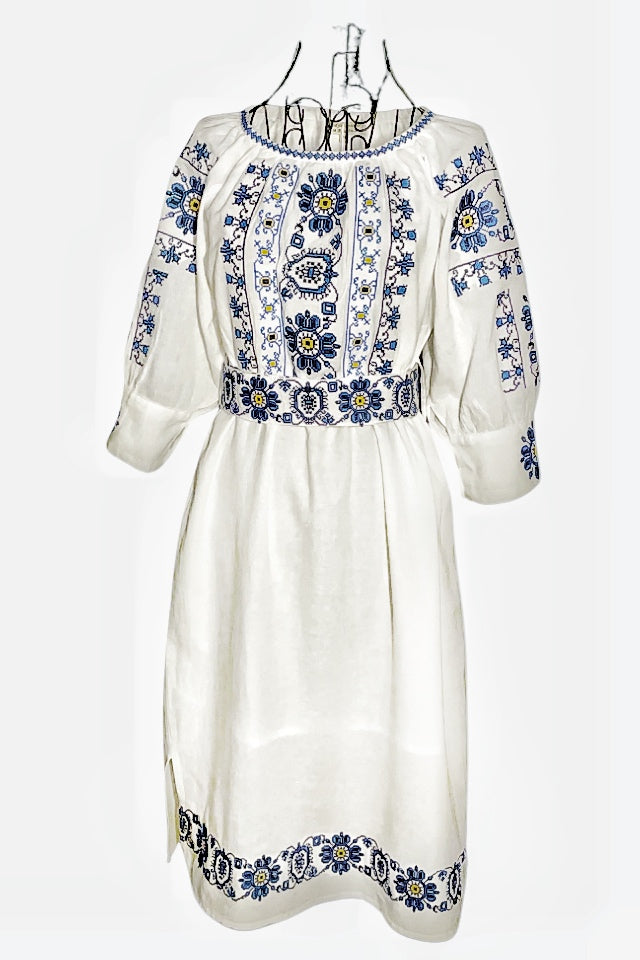 Rochie traditionala dama, R 601A